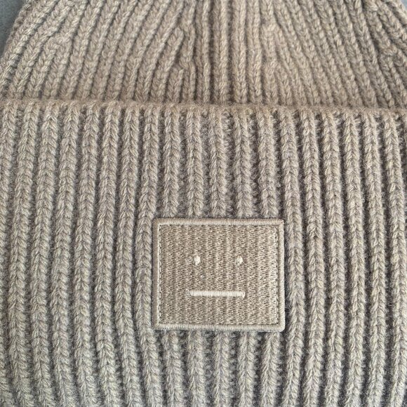 Acne Studios Beige Face Logo Wool Beanie - Picture 3 of 6